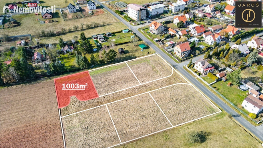 Prodej stavebního pozemku 1 003 m², Lužná