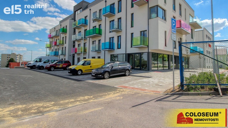 Pronájem byty 2+kk, 46 m² - Znojmo