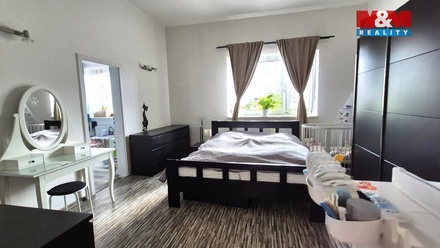 Prodej rodinného domu 240 m², Postoloprty