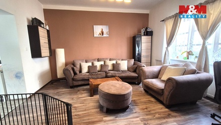 Prodej rodinného domu 240 m², Postoloprty