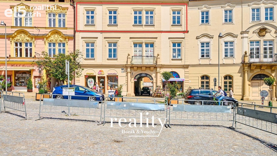 Pronájem kanceláře, 120 m² - Znojmo