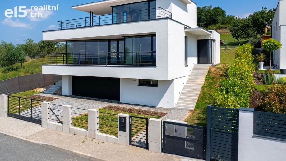 Prodej rodinného domu 239 m², Jinačovice