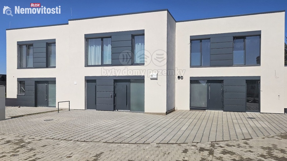 Prodej rodinného domu 194 m², Sezemice