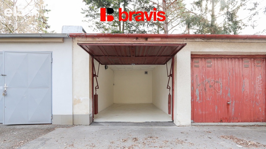 Pronájem garáže, 17 m² - Brno