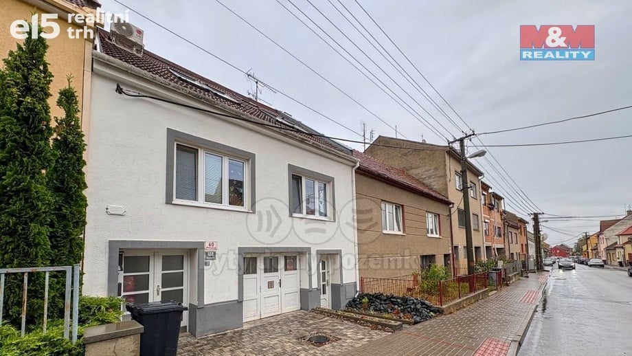 Pronájem byty 2+kk, 40 m² - Brno - Bosonohy