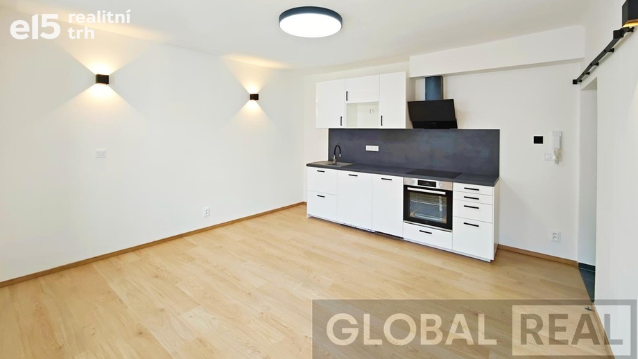 Pronájem byty 1+kk, 21 m² - Jihlava