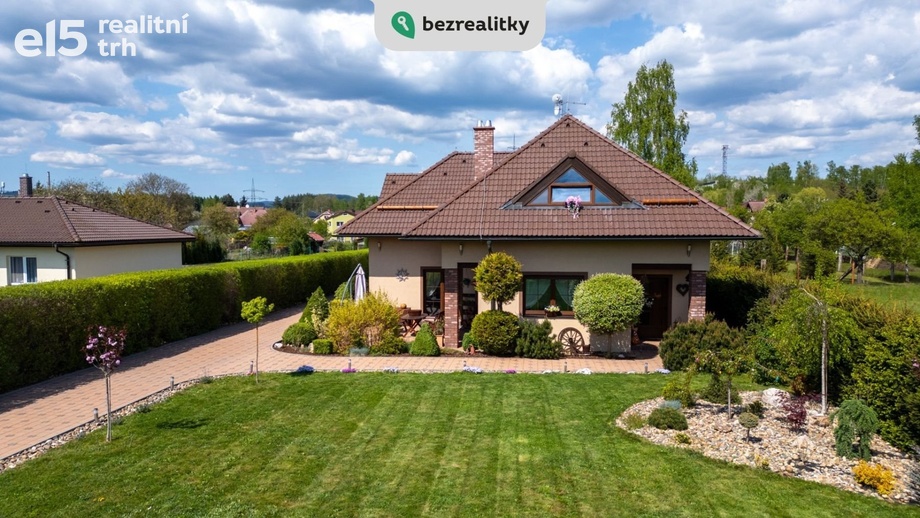 Prodej rodinné domy, 178 m² - Vintířov