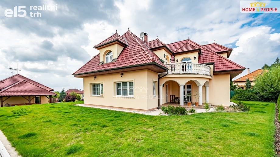 Prodej vila, 350 m² - Divišov