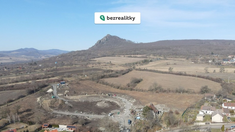 Prodej stavebního pozemku 1 000 m², Jenčice