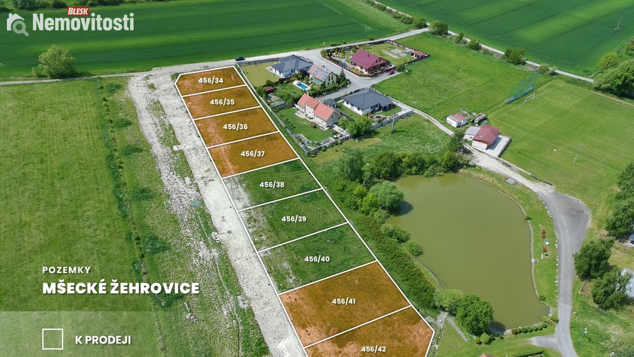 Prodej stavebního pozemku 800 m², Mšecké Žehrovice