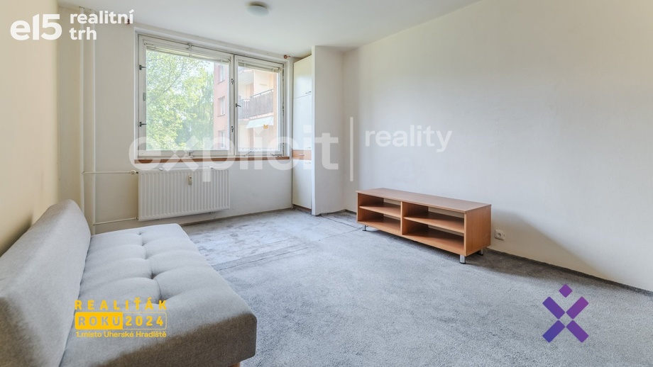 Prodej byty 1+kk, 28 m² - Uherské Hradiště
