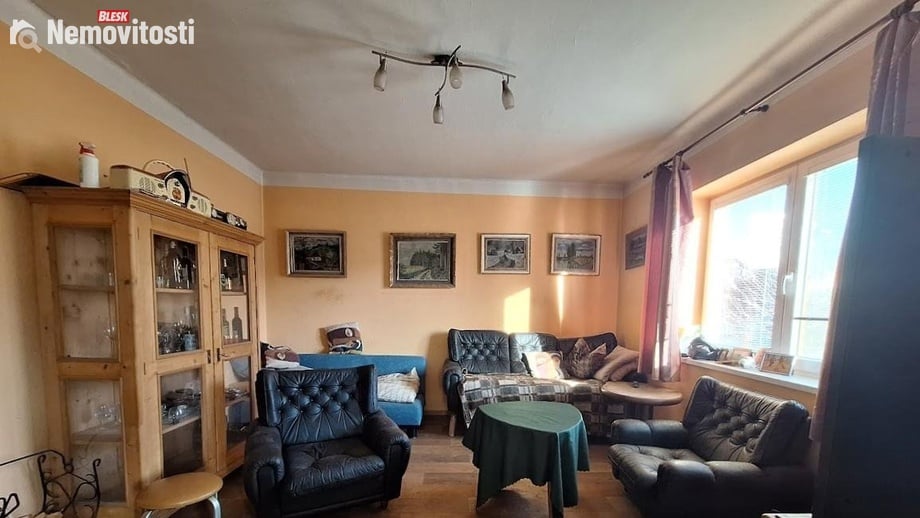 Prodej rodinného domu 120 m², Dašice - Zminný