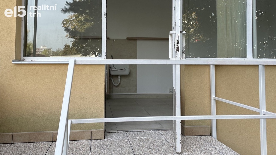 Pronájem obchodní prostory, 21 m² - Neratovice