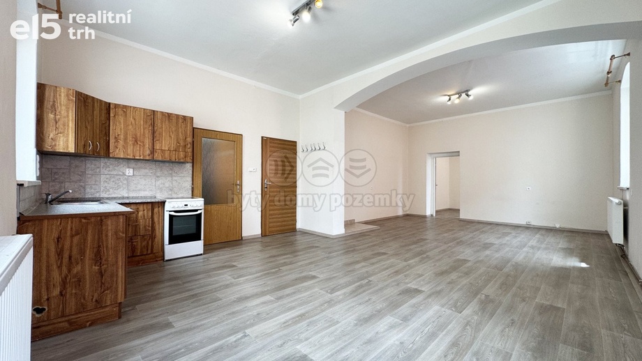 Pronájem byty 3+kk, 74 m² - Karlovy Vary - Stará Role
