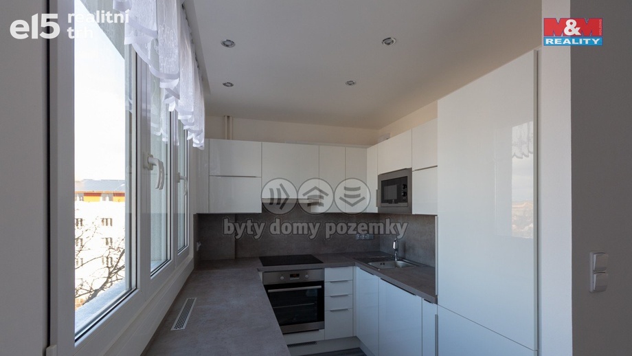 Pronájem byty 2+kk, 50 m² - Roztoky