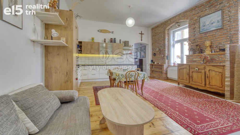 Prodej byty 2+kk, 76 m² - Plzeň - Jižní Předměstí