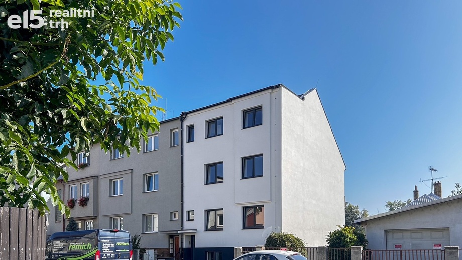 Pronájem byty 2+1, 50 m² - Kroměříž
