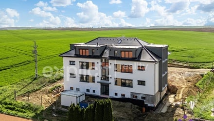 Prodej bytu 2+kk 48 m², Hovorany