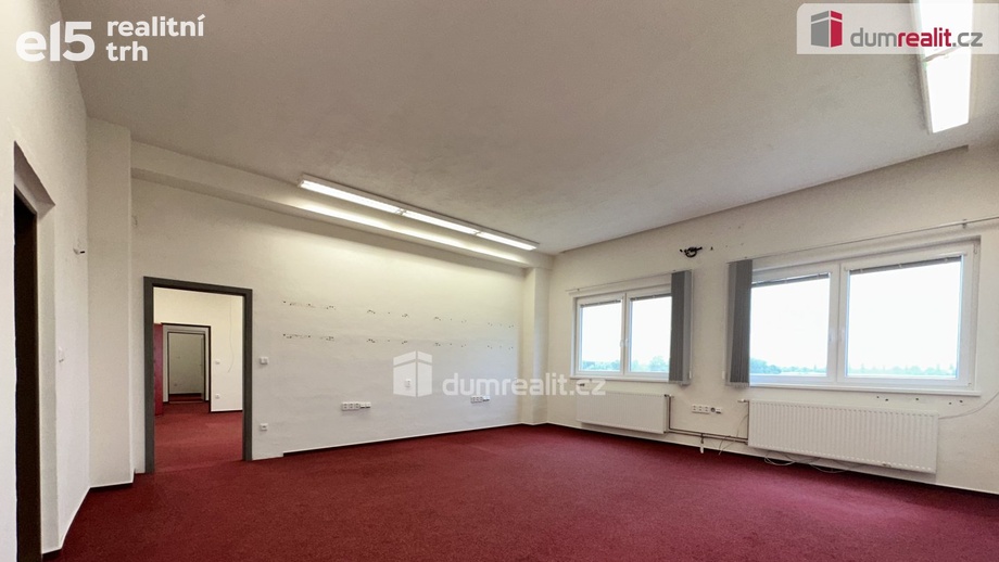 Pronájem kanceláře, 109 m² - Podivín