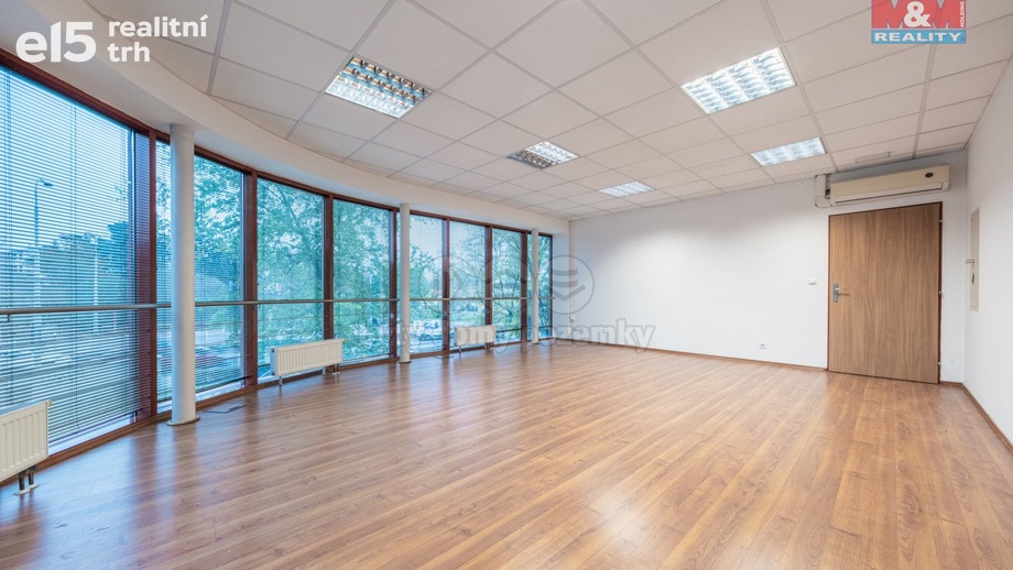 Pronájem obchodní prostory, 149 m² - Praha - Hostivař