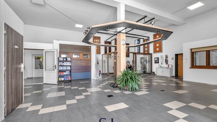 Prodej výrobního prostoru 1 819 m², Milovice - Mladá