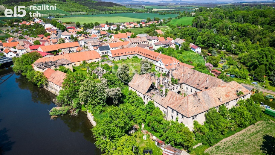 Prodej historické objekty, 5 100 m² - Vršovice