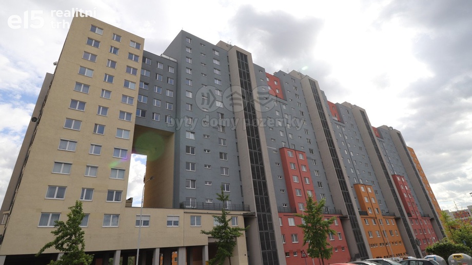 Pronájem byty 1+kk, 39 m² - Praha