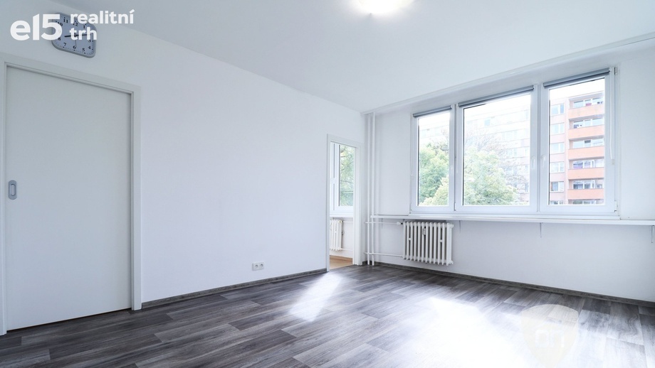 Pronájem byty 1+1, 26 m² - Praha - Střížkov