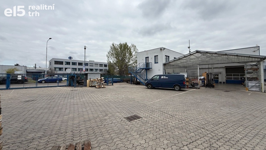 Pronájem sklady, 3 786 m² - Praha - Hostivař