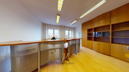 Pronájem kanceláře 195 m², Kožušany-Tážaly