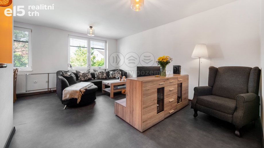Prodej byty 3+kk, 72 m² - Sány