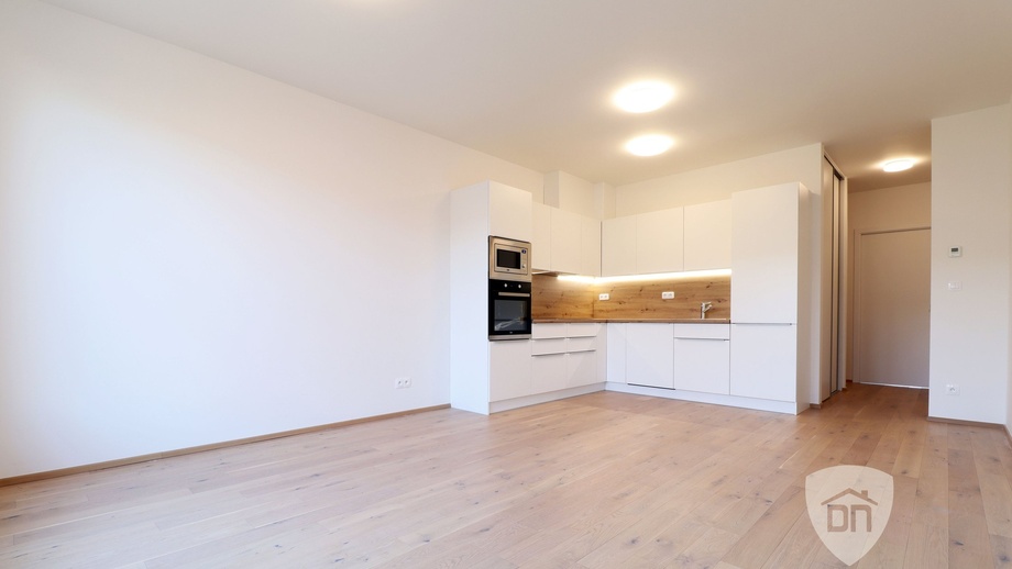 Pronájem byty 2+kk, 50 m² - Praha - Smíchov