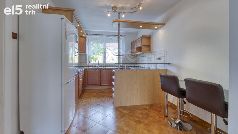 Pronájem byty 2+kk, 54 m² - Ostrov