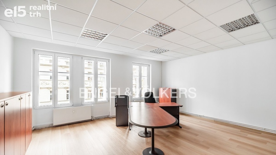 Pronájem kanceláře, 89 m² - Praha - Nové Město