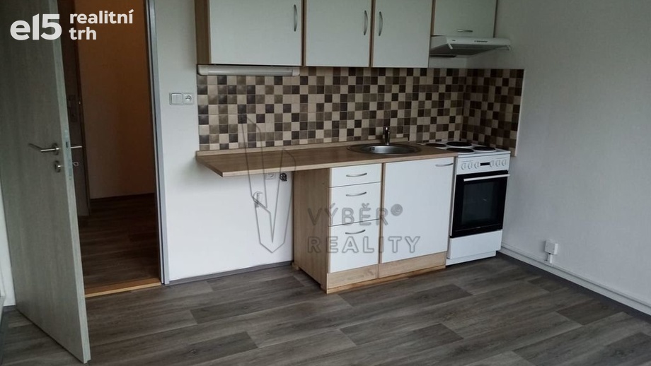 Pronájem byty 1+kk, 21 m² - Bílina