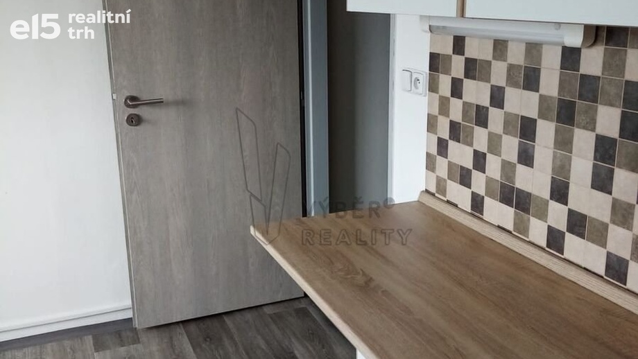 Pronájem byty 1+kk, 21 m² - Bílina