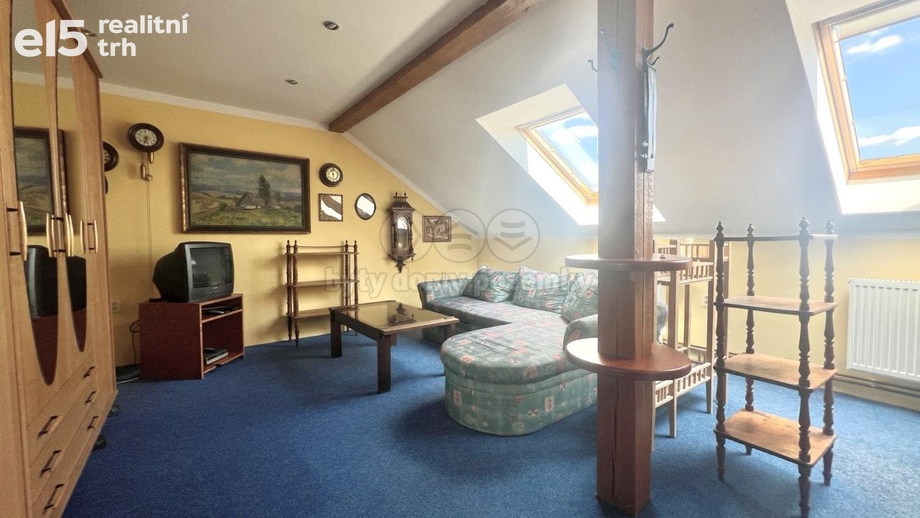 Pronájem byty 1+kk, 58 m² - Jindřichův Hradec II
