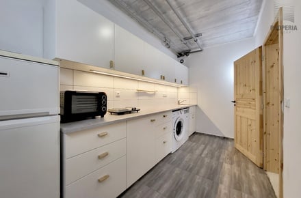 Prodej obchodního prostoru 68 m², Brno - Žebětín