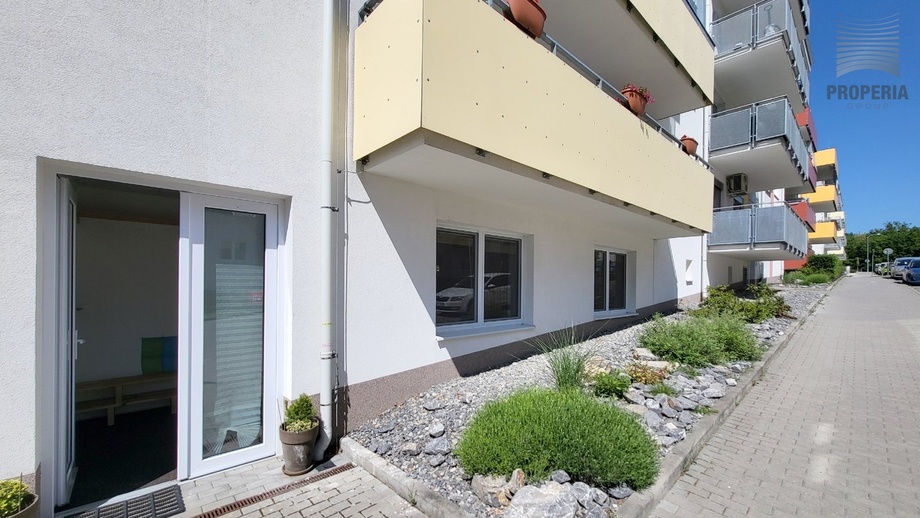 Prodej obchodní prostory, 68 m² - Brno - Žebětín