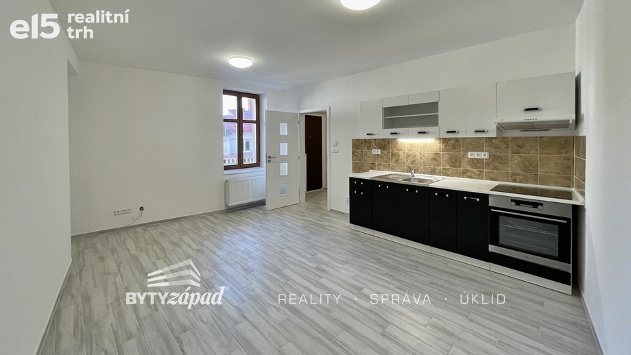 Pronájem byty 1+kk, 32 m² - Přeštice