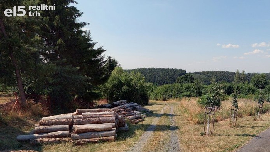 Prodej podílu 1/2 pozemky pro bydlení, 1 788 m² - Kostelec nad Černými lesy