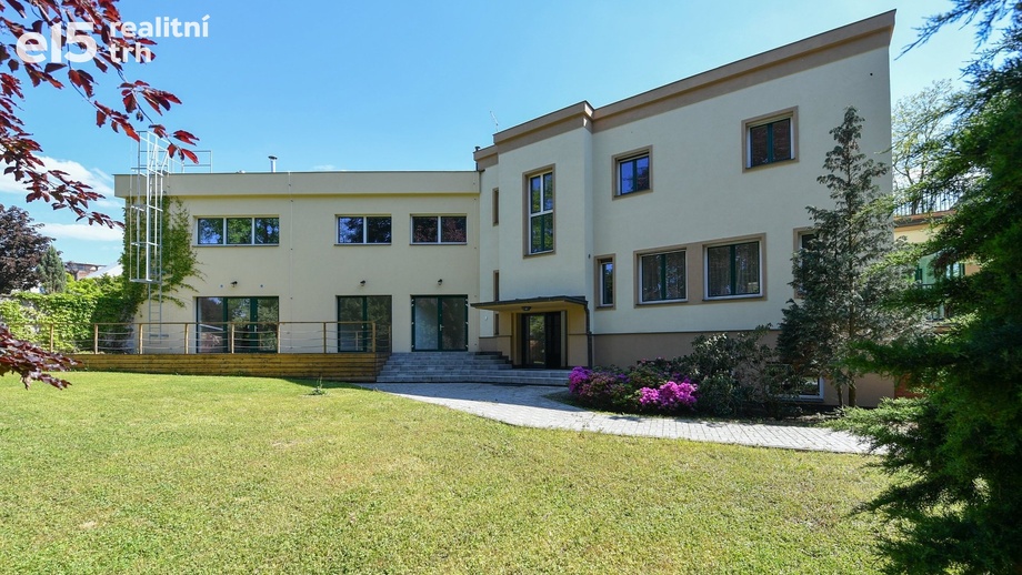Prodej vila, 536 m² - Čelákovice
