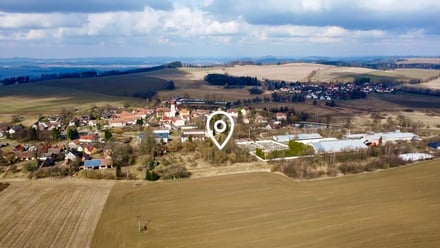 Prodej stavebního pozemku 1 965 m², Smilovy Hory