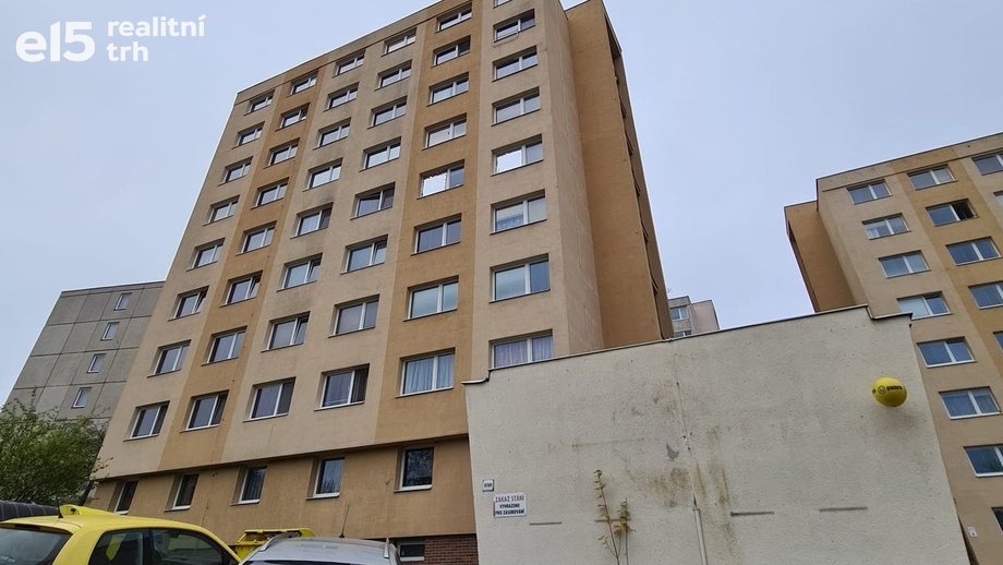 Pronájem byty 2+kk, 32 m² - Třebíč - Borovina