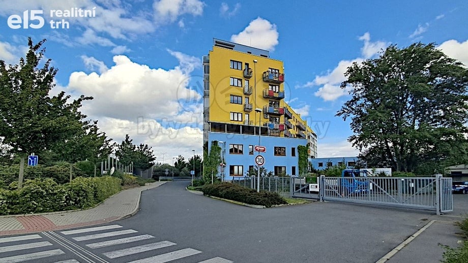 Prodej byty 3+kk, 70 m² - Praha - Libeň