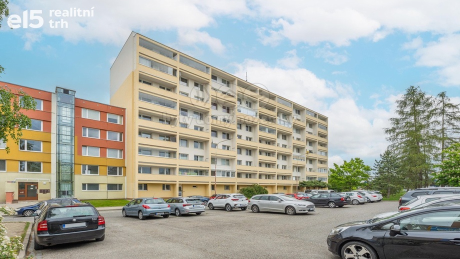 Prodej byty 1+kk, 35 m² - Kladno - Kročehlavy