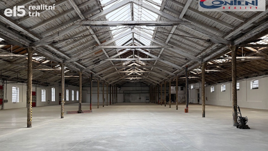 Pronájem sklady, 4 150 m² - Rokycany - Nové Město