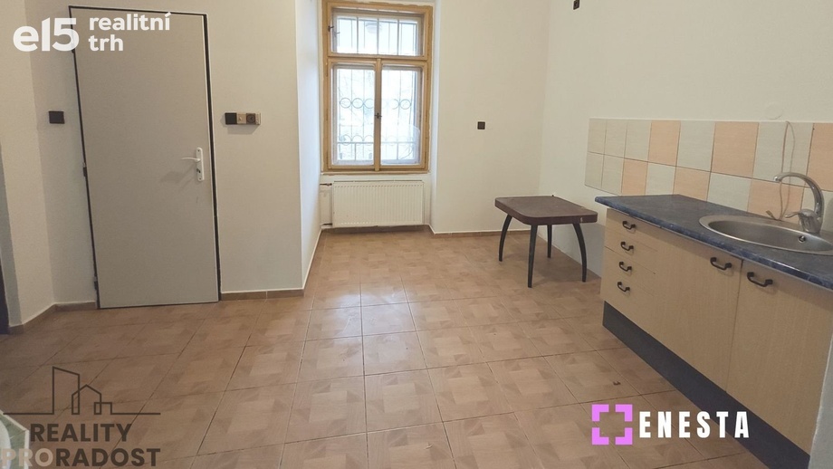 Pronájem sklady, 27 m² - Praha - Velká Chuchle