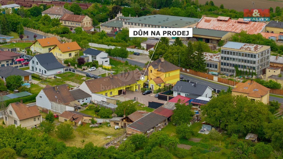 Prodej činžovního domu 732 m², Černčice