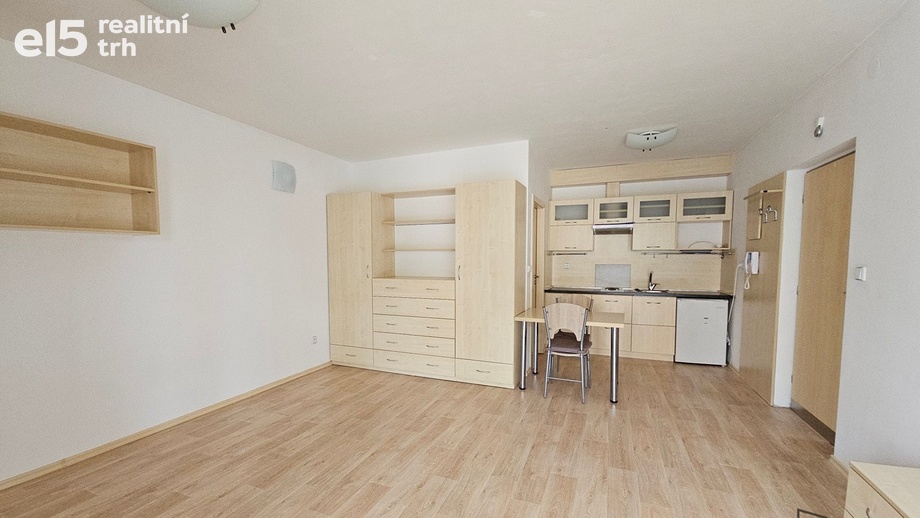 Pronájem byty 1+kk, 28 m² - Hodonín